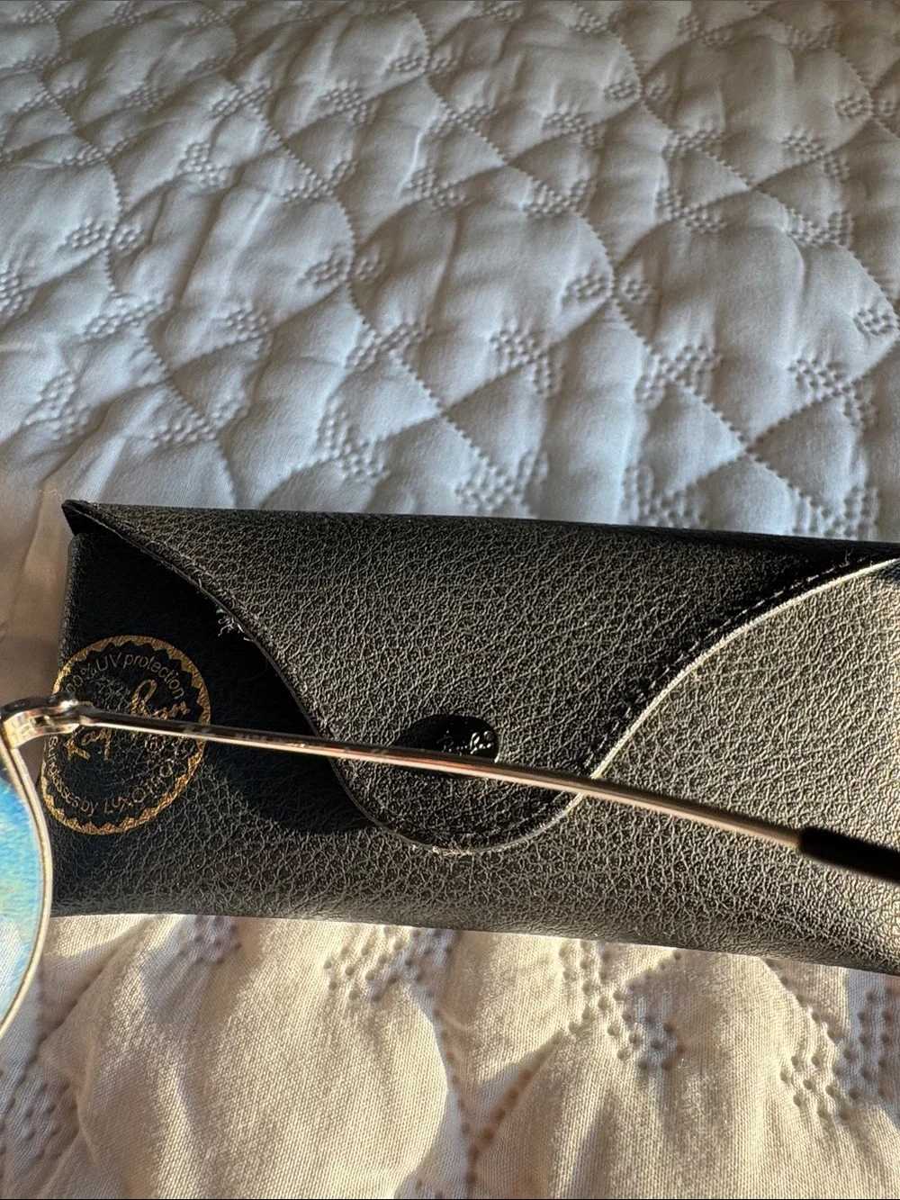 Ray-Ban Women's Silver Frame Sunglasses with Black Lenses and Case